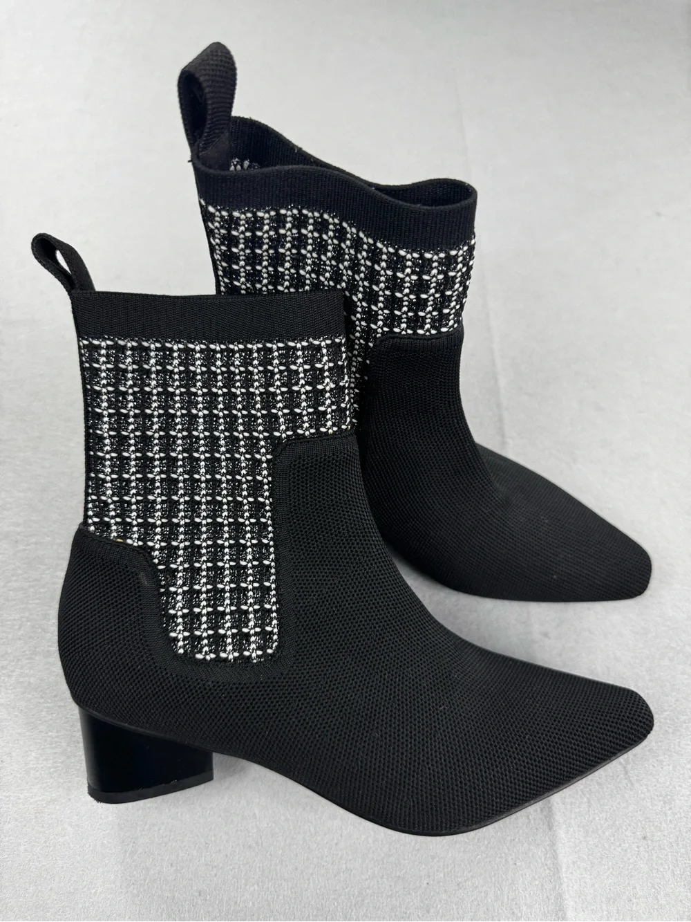 Vivaia Theresa Black Knit Ankle Booties Tweed-Style Panel. Sz EU 36 US 5.5/6.